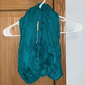 Aqua infinity scarf